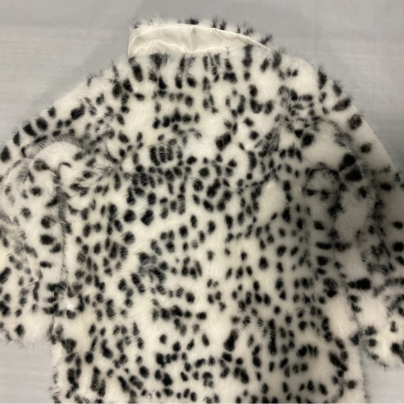 NWT Snow Leopard Faux Fur Plus Size Coat L - Picture 10 of 14